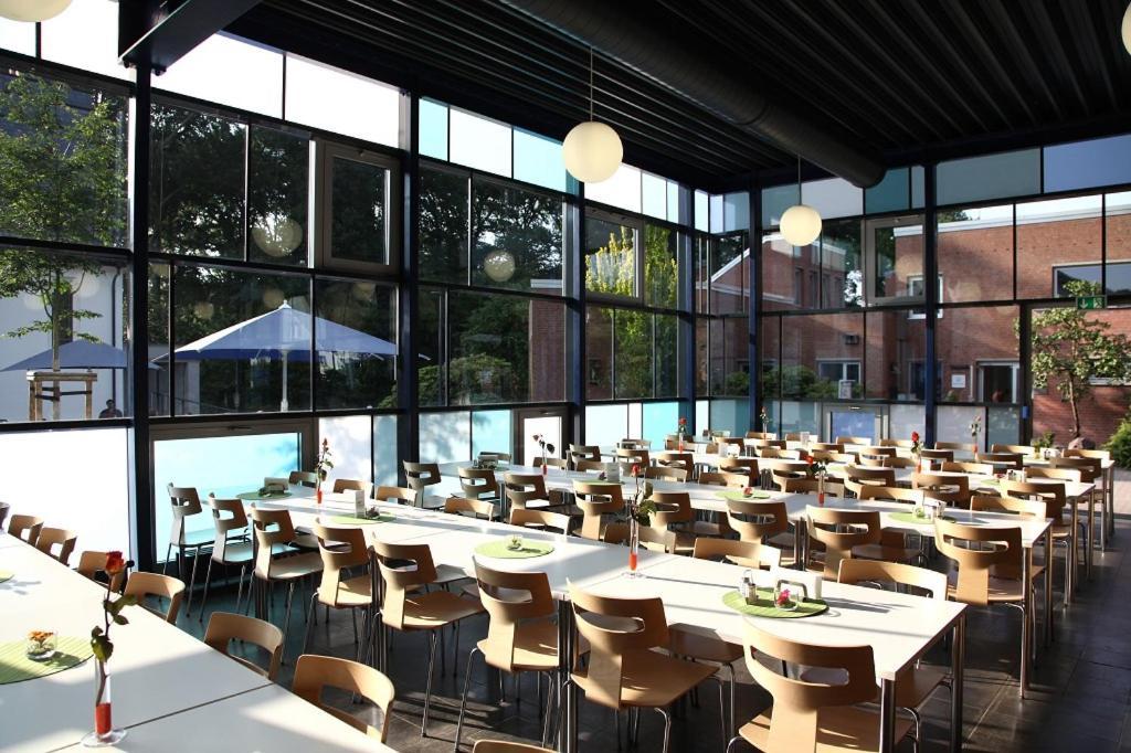 Haus Venusberg Jugendbildungsstaette Bonn Hotell Exteriör bild